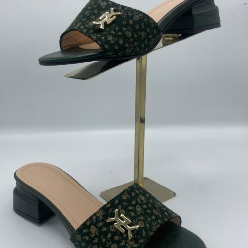 TALONS CARRÉS